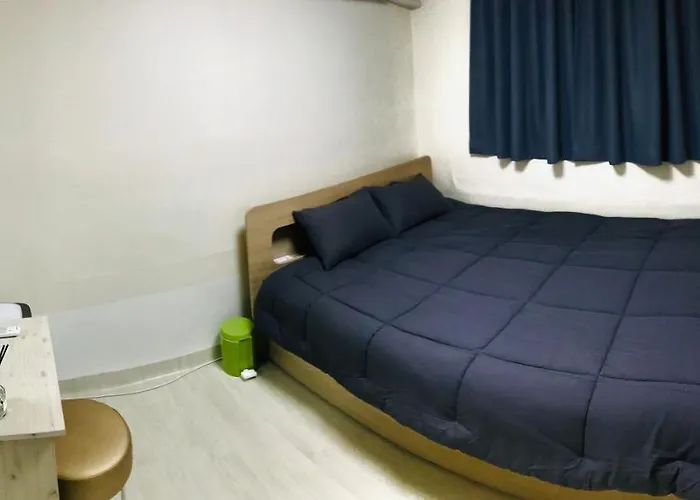 Chingu Hongdae アパート